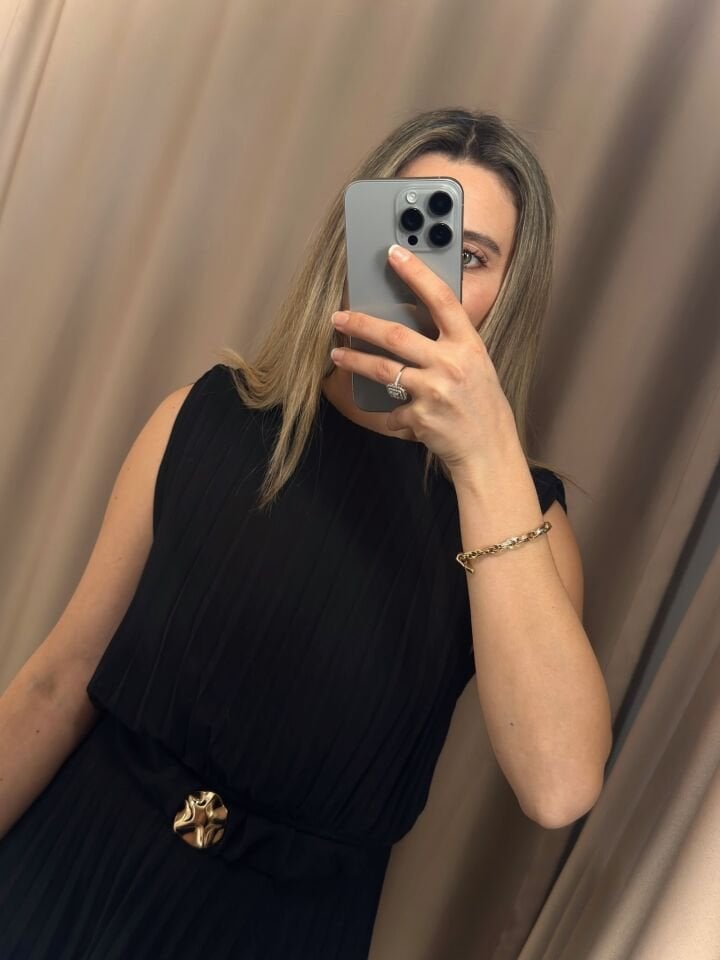 Pliseli tokalı Elbise