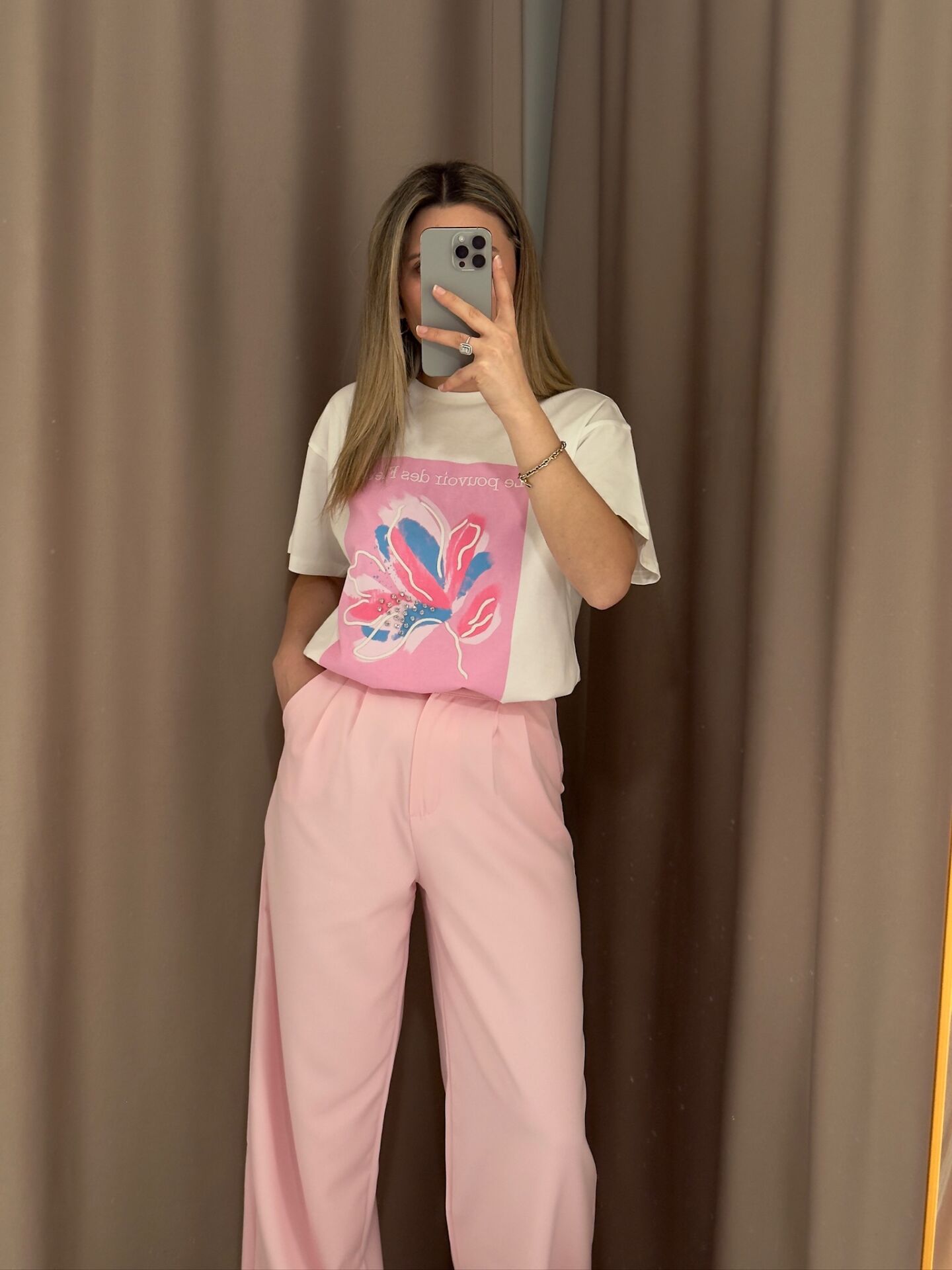 Nakışlı ve Taş Detaylı Grafik T-shirt
