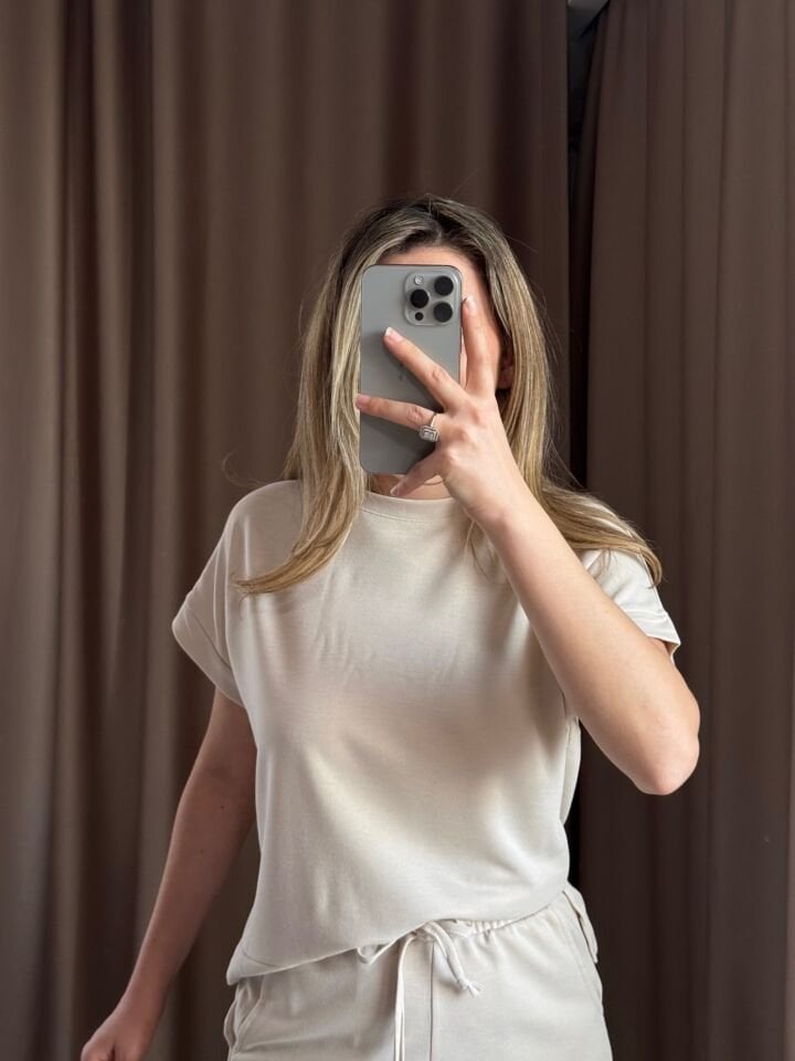 Basic Beli lastikli pantolon - Tişört Takım
