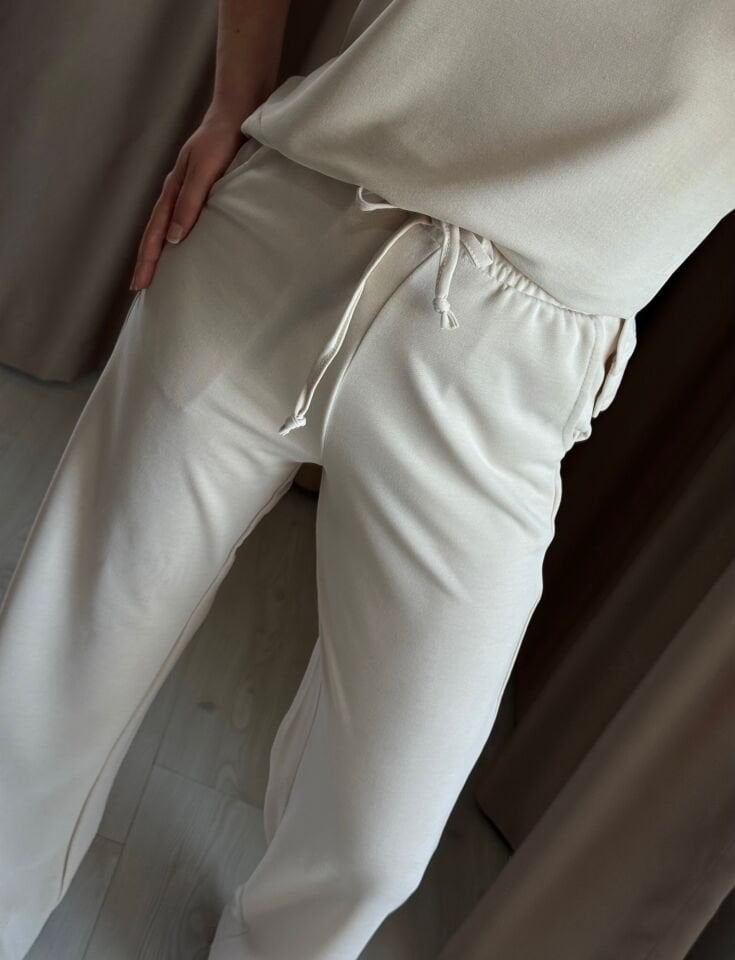Basic Beli lastikli pantolon - Tişört Takım