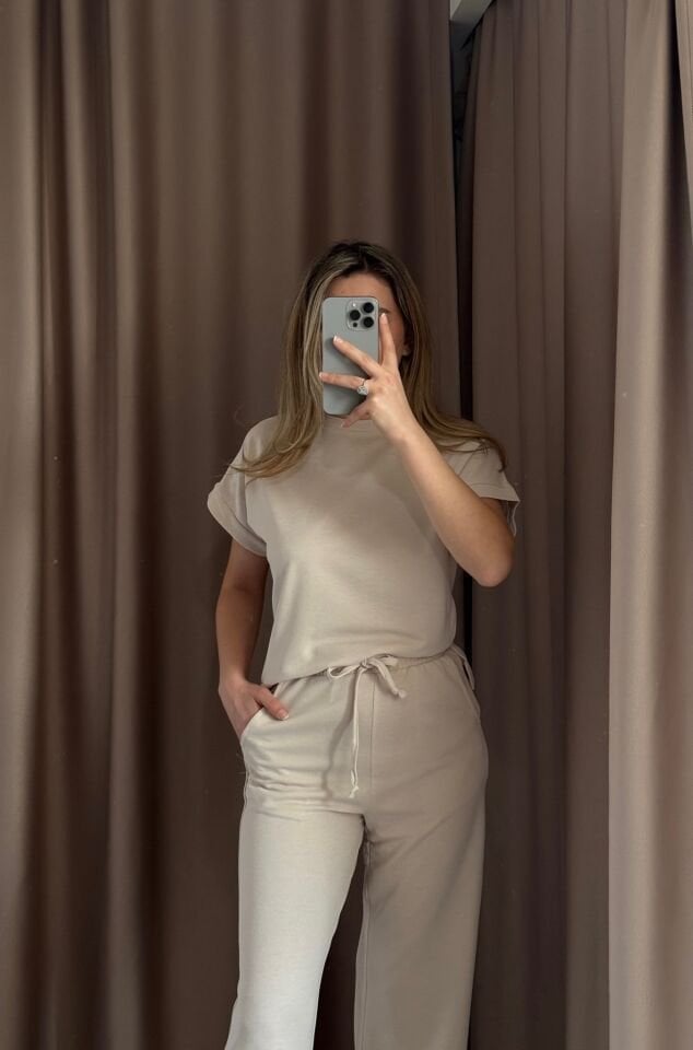 Basic Beli lastikli pantolon - Tişört Takım