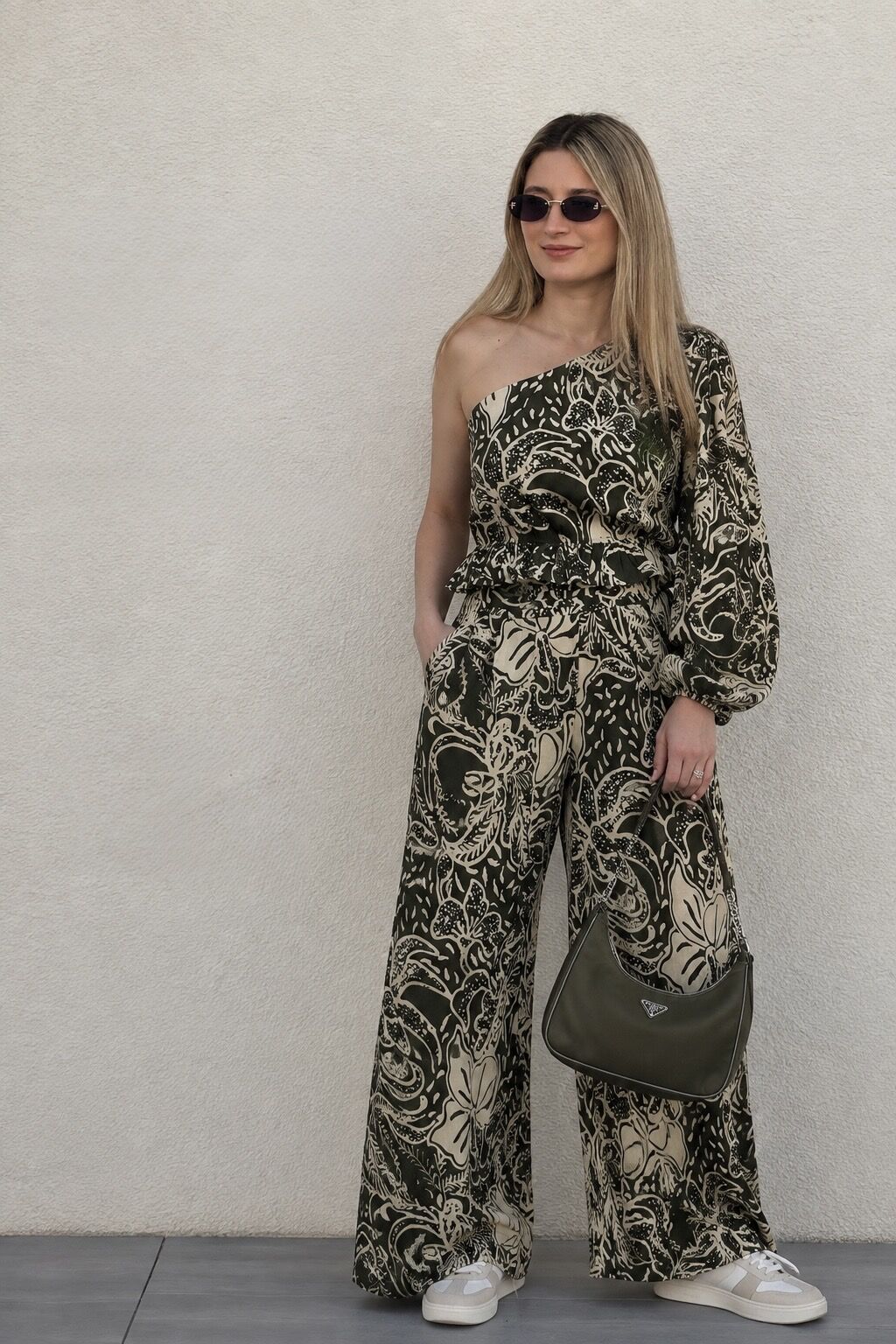 Etnik Desenli  Pantolon - tek omuz bluz Takım