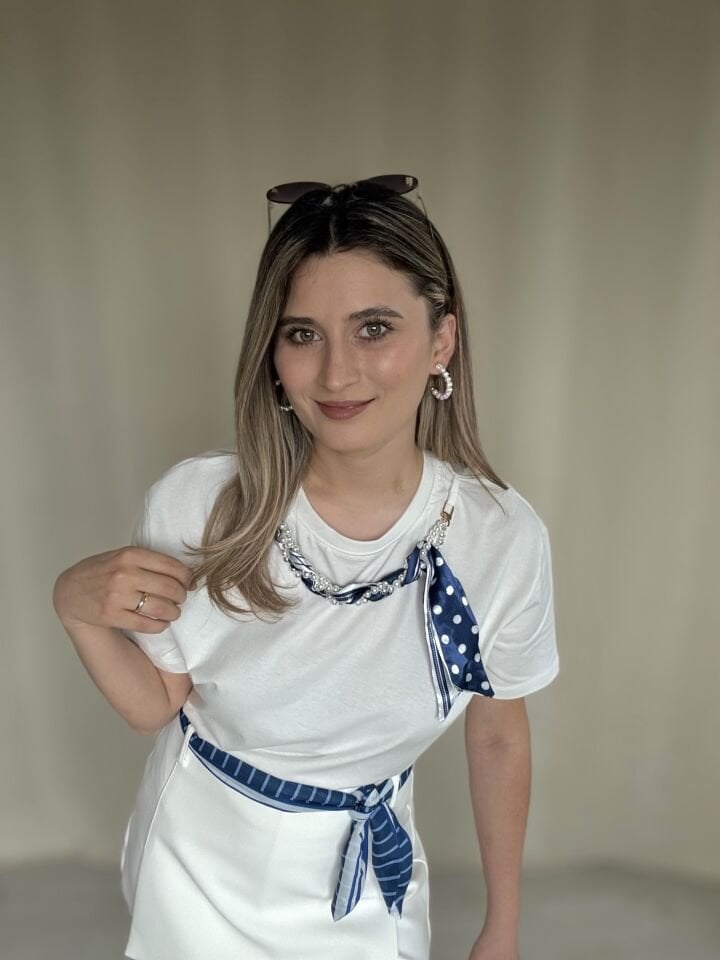 Massimo Dutti İnci ve Eşarp Detaylı Beyaz Tişört